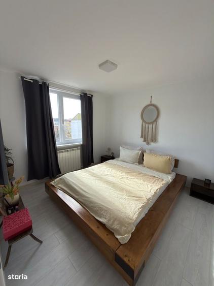 Apartament cu 2 camere decomandat în Precista
