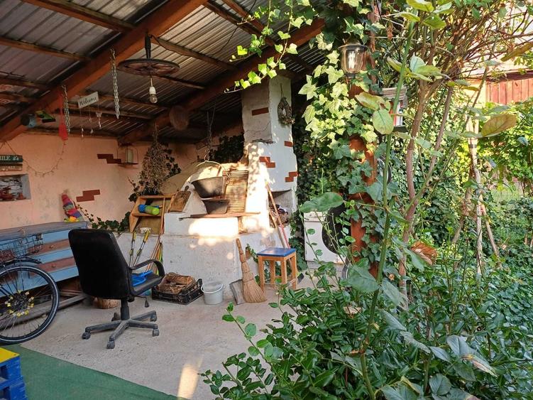 Casă cu 2 camere în Dos
