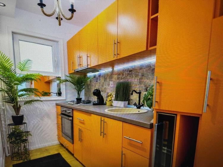 Apartament cu 2 camere semidecomandat în 1 Decembrie 1918