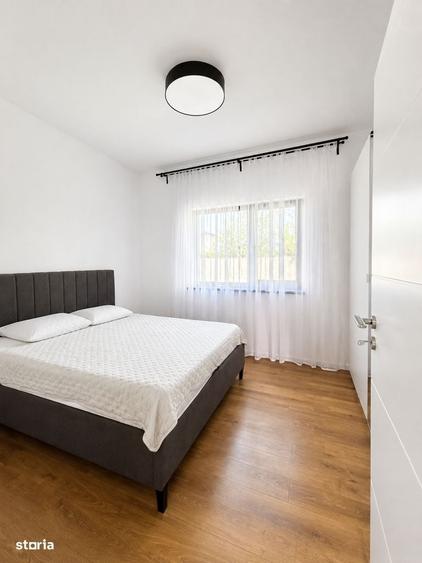 Casă cu 4 camere cu Teren 515 Mp în Domnești