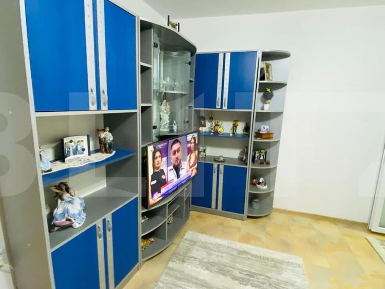 Apartament cu 2 camere semidecomandat, mobilat în Spitalul Județean