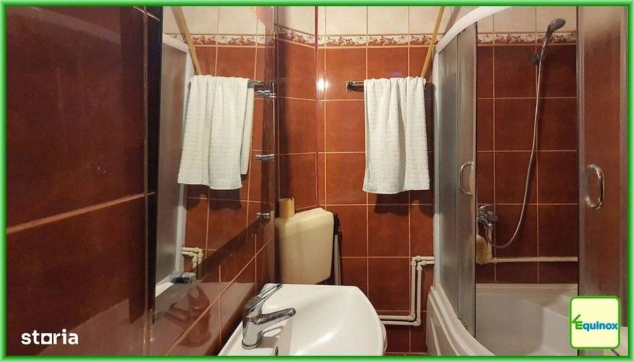 Casă cu 4 camere semidecomandat în Central