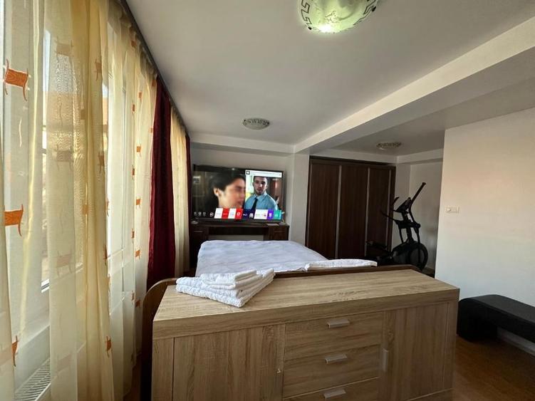 Casă cu 4 camere cu Teren 120 Mp în Centrul Istoric