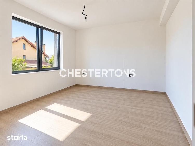 Casă cu 4 camere cu Teren 280 Mp în Crevedia