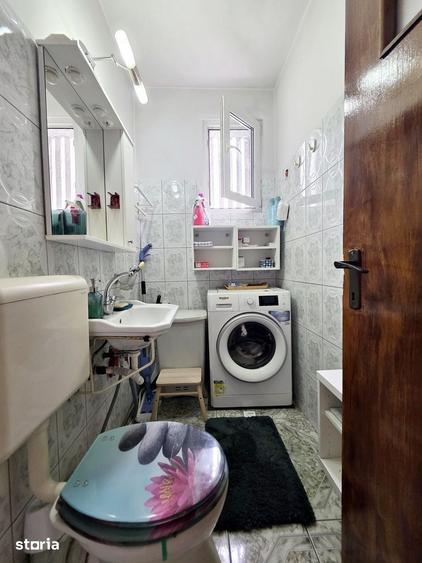 Apartament cu 4 camere semidecomandat în Militari
