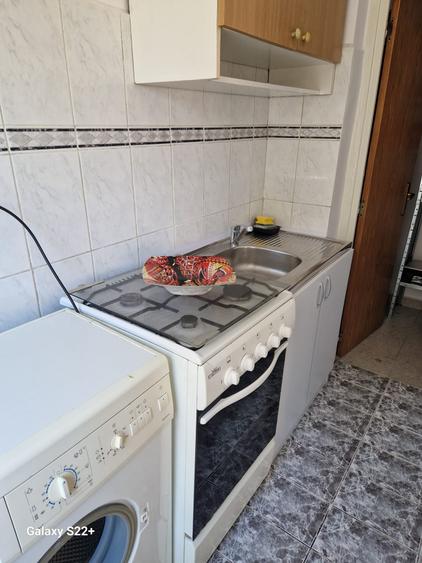 Garsonieră decomandată în Tineretului