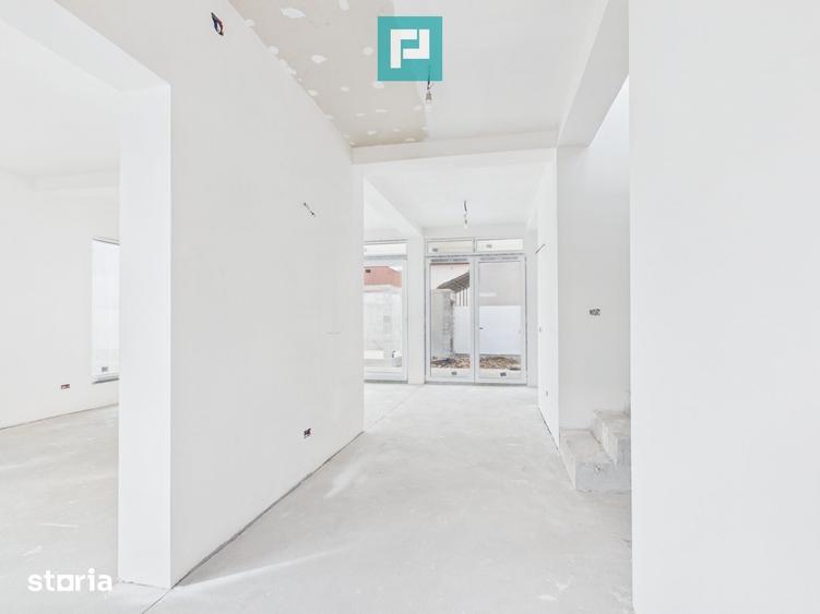 Casă cu 4 camere cu Teren 464 Mp în Pârneava