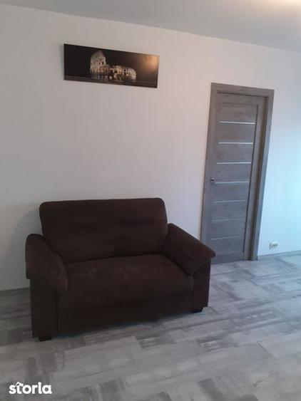 Apartament cu 2 camere în Craiovița Nouă