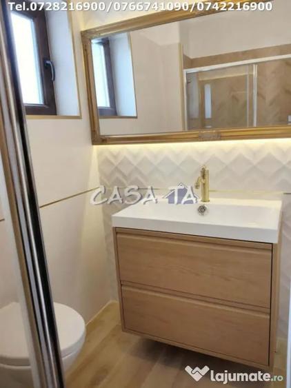 Casă cu 4 camere cu Teren 240 Mp în Central