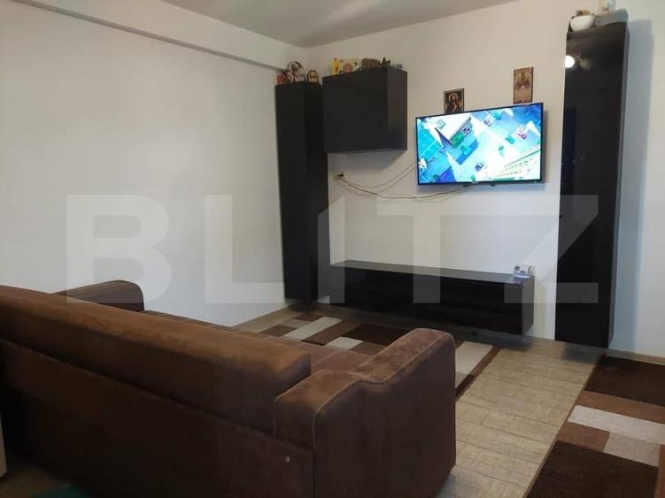 Apartament cu 2 camere semidecomandat, mobilat în Lotrului