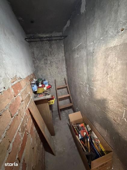 Apartament cu 3 camere semidecomandat în Punctele Cardinale
