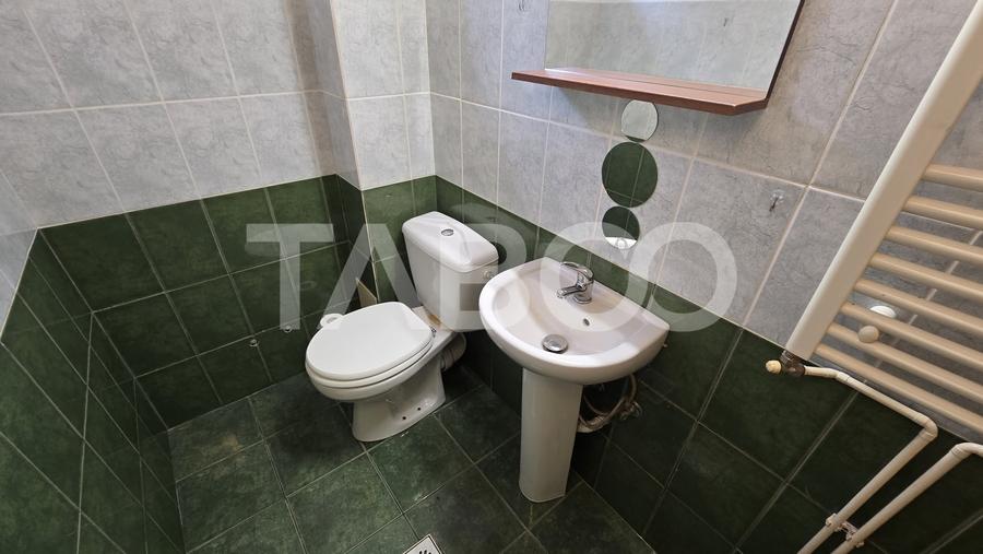 Duplex cu 3 camere cu Canalizare în Șura Mare