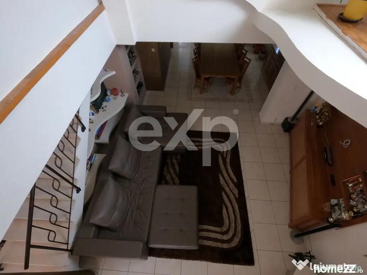 Casă cu 6 camere cu Teren 690 Mp în Găvana