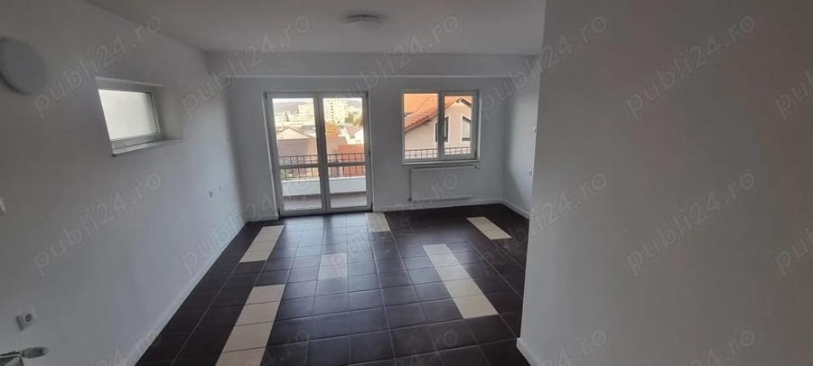 Casă cu 6 camere în Banat