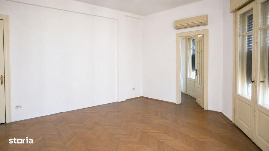 Apartament cu 3 camere în Calea Victoriei