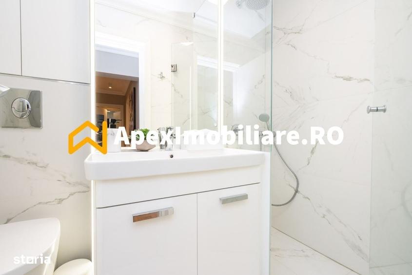 Apartament cu 4 camere decomandat în P-ța Victoriei