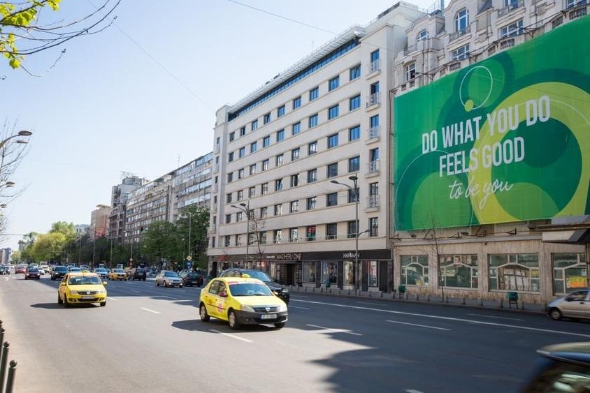 Birou, de 3,500 mp, în Romană
