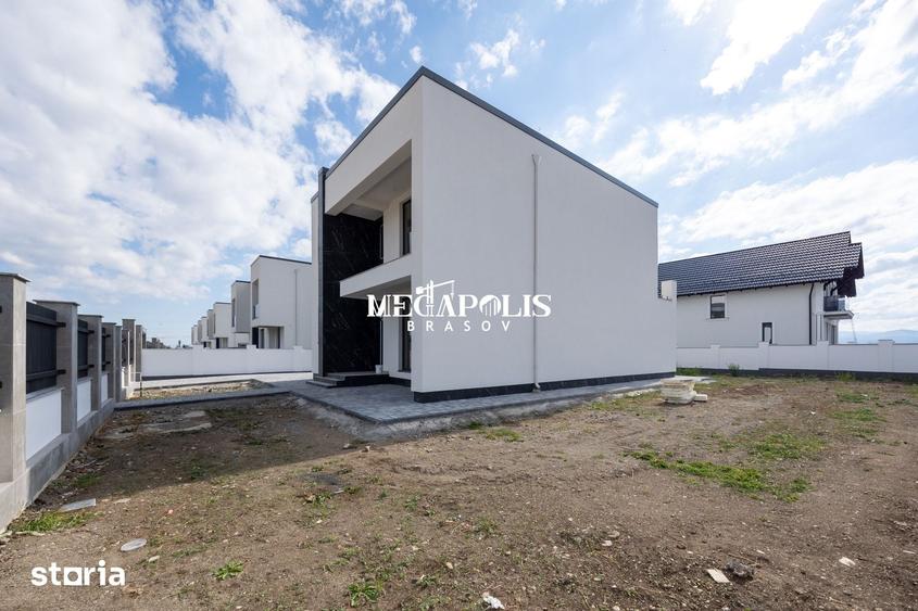 Casă cu 4 camere cu Teren 633 Mp în Hărman