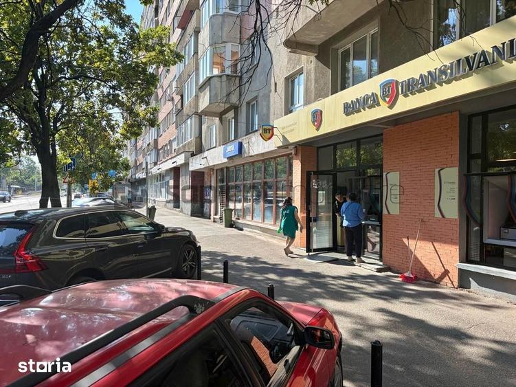 Spațiu comercial, de 96 mp, în Dacia