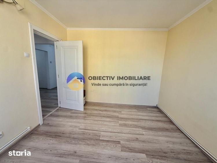 Apartament cu 3 camere decomandat în Vest