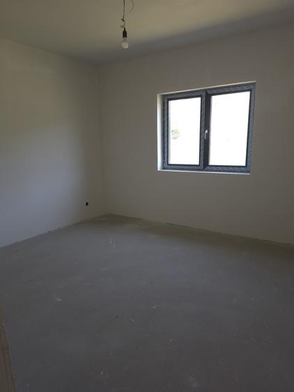 Casă cu 3 camere în Central