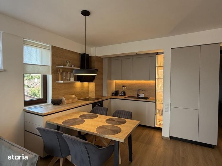 Apartament cu 3 camere în Gruia