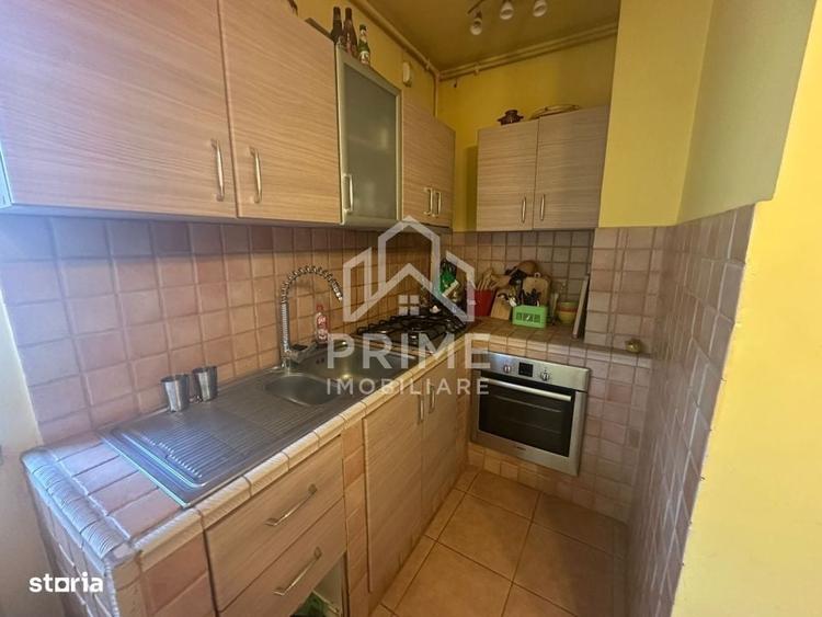 Apartament cu 3 camere în Cetate