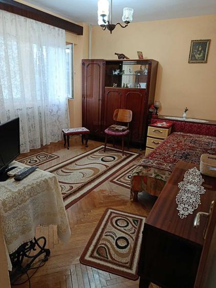 Apartament cu 2 camere decomandat în Independenței