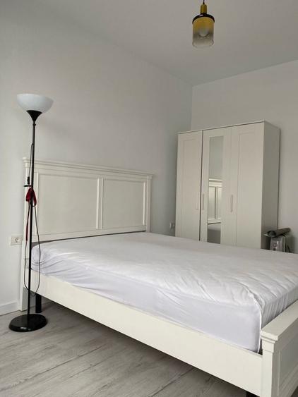 Apartament cu 3 camere decomandat în Tunari