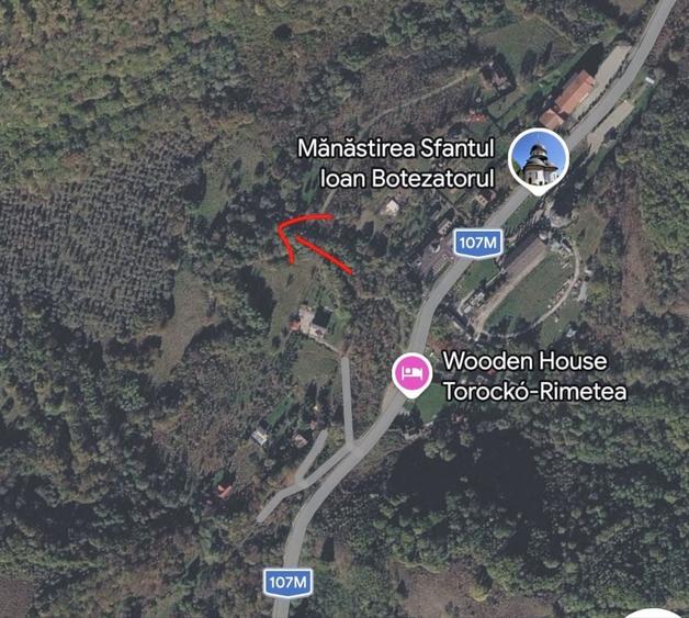 Teren de 1800 mp, în Rimetea