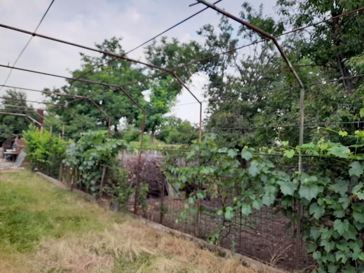 Casă cu 4 camere în Valea Soarelui