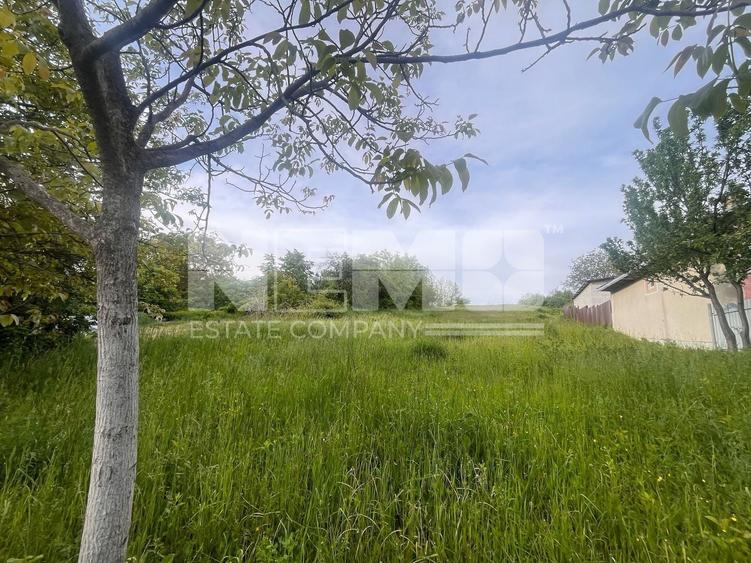 Teren Construcții intravilan de 2400 mp, în Burdujeni