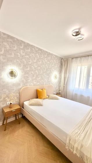 Apartament cu 3 camere semidecomandat, mobilat în Florești