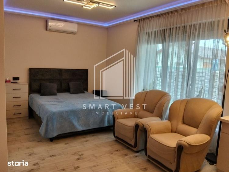 Casă cu 4 camere semidecomandat în Poiana Mare
