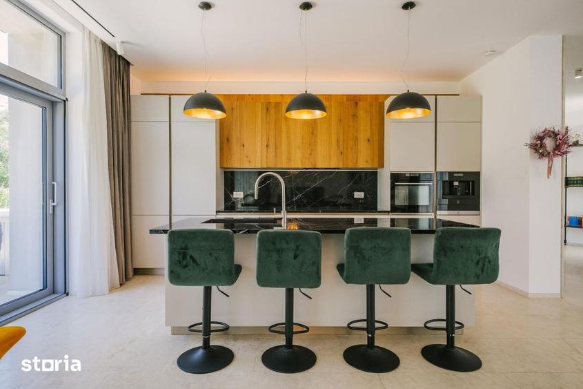 Casă cu 6 camere cu Teren 1140 Mp în Moara Vlăsiei