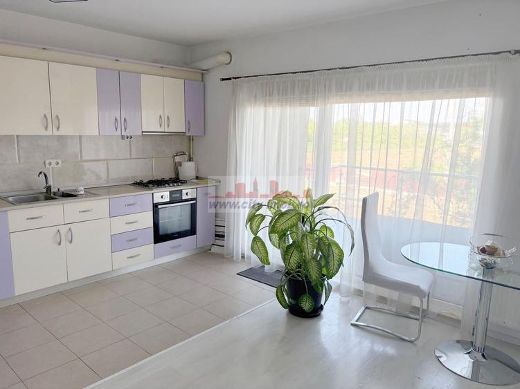 Apartament cu 2 camere decomandat, mobilat în Băneasa