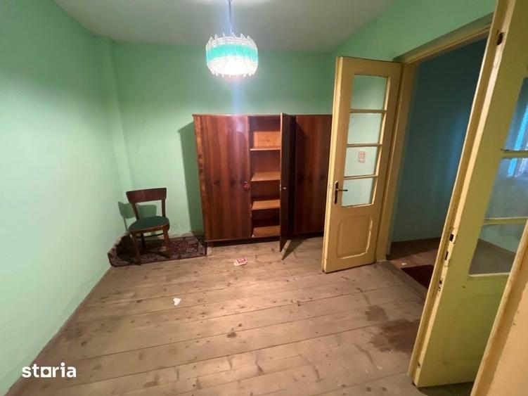 Casă cu 4 camere cu Teren 120 Mp în Central