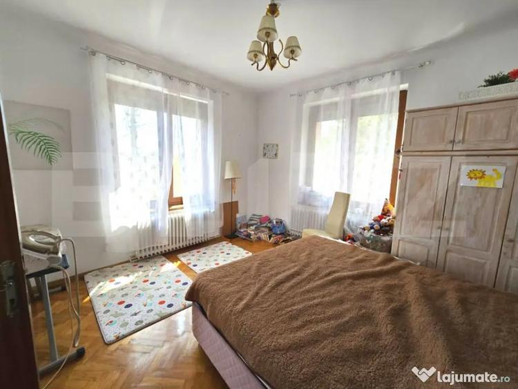 Casă cu 3 camere cu Teren 235 Mp în Central