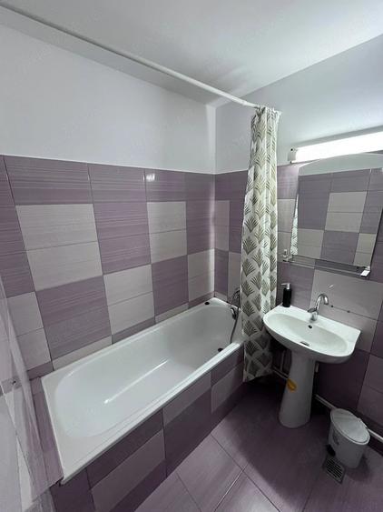 Garsonieră decomandată în Moara de foc