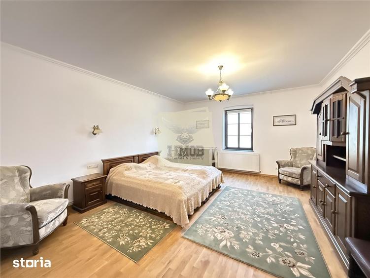 Casă cu 6 camere cu Teren 600 Mp în Central