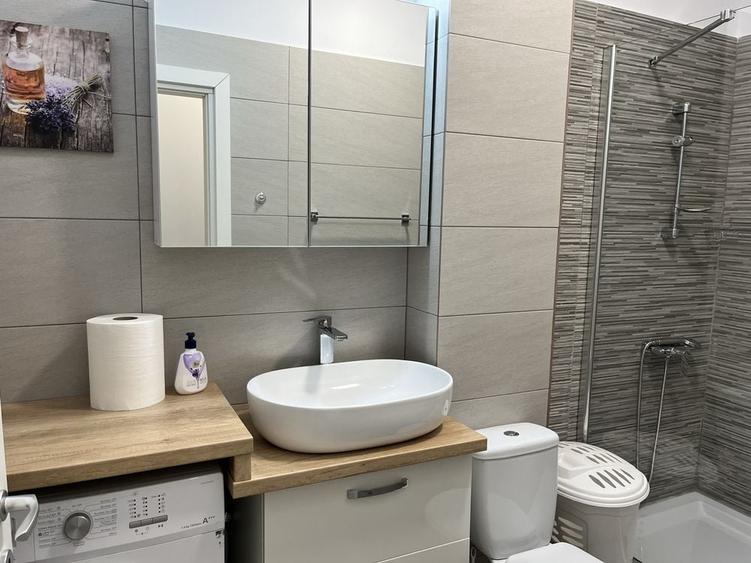 Apartament cu 2 camere semidecomandat în Chibrit
