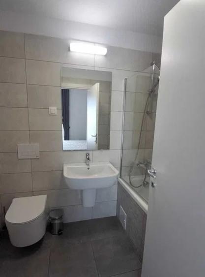 Apartament cu 3 camere decomandat, mobilat în Pipera
