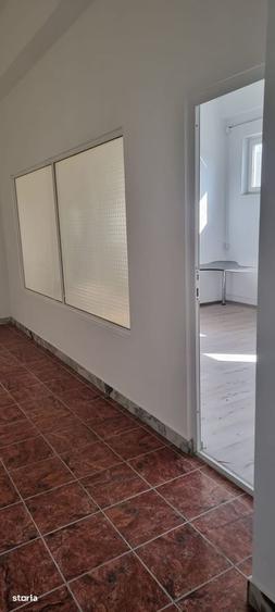 Spațiu comercial, de 20 mp, în Central