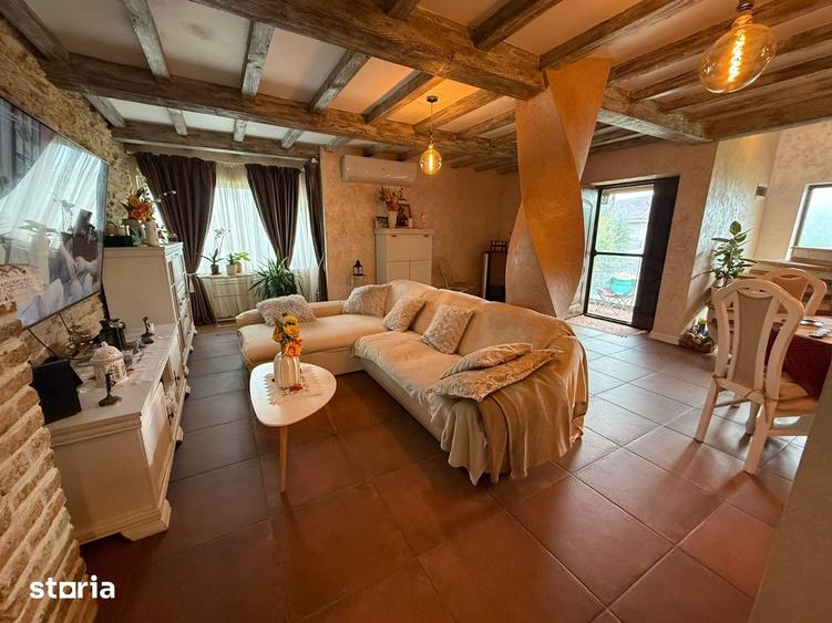 Casă cu 3 camere cu Teren 400 Mp în Vânători