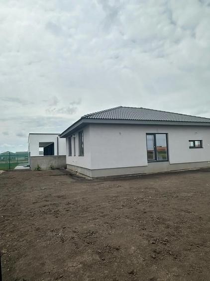 Casă cu 1 camere cu Teren 360 Mp în Central