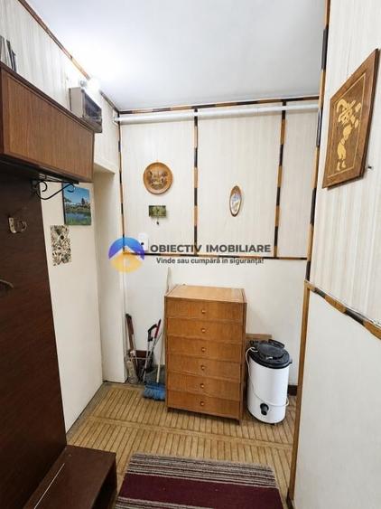 Apartament cu 2 camere semidecomandat în Central