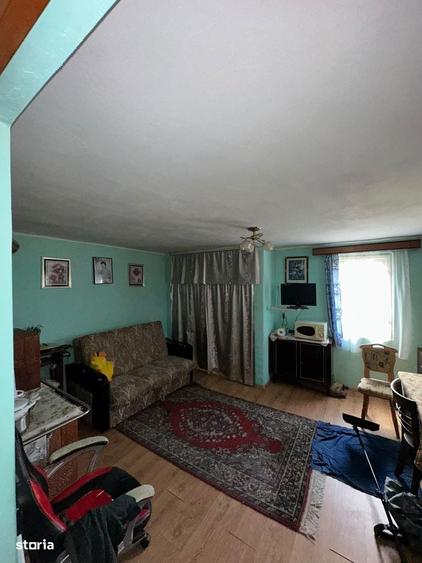 Casă cu 4 camere în Sântuhalm