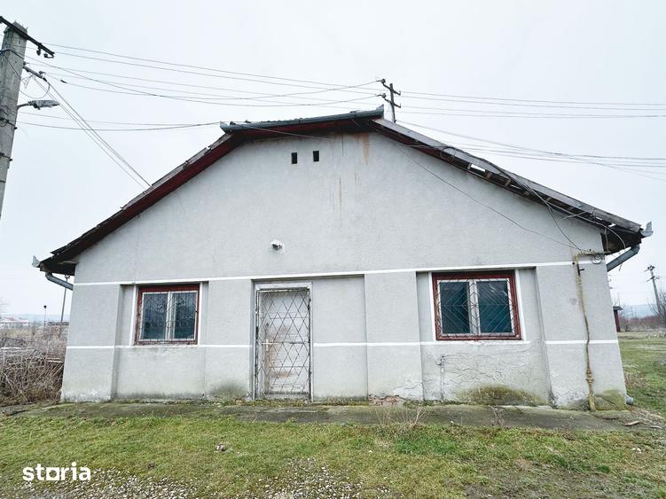 Spațiu comercial, de 350 mp, în Central
