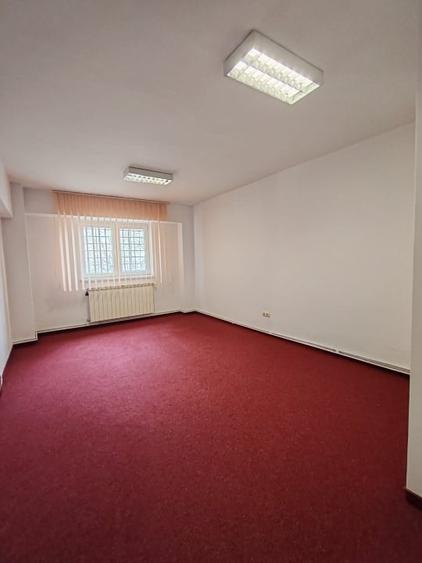 Apartament 3 camere | 75 mp | Zona Central – Vad comercial excelent - 2