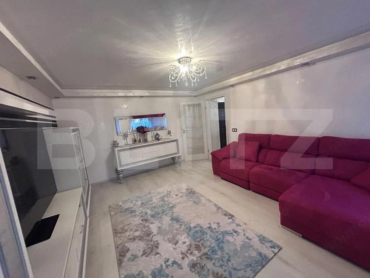 Apartament cu 3 camere decomandat în George Enescu